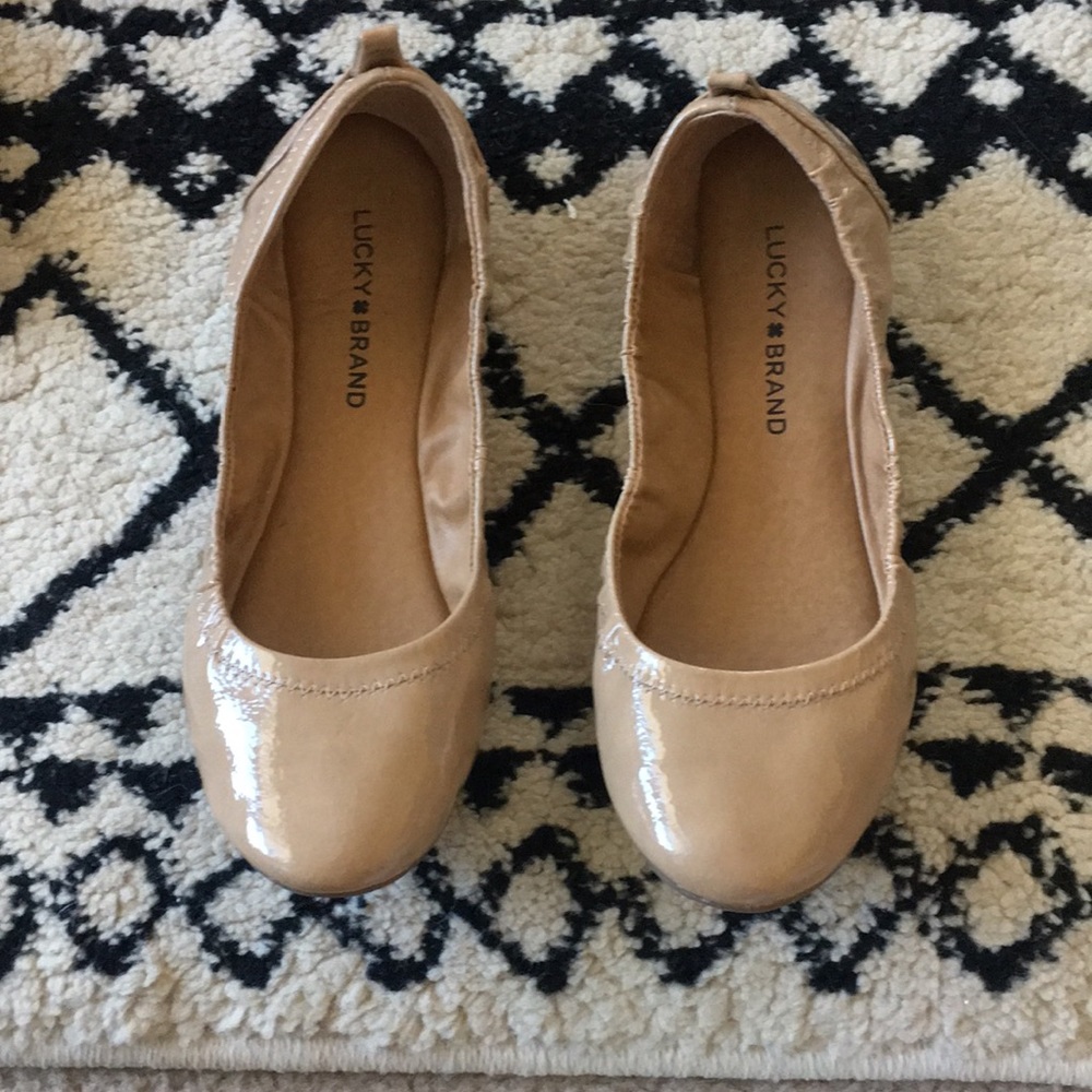 Lucky brand flats